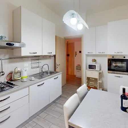 Deledda By Florence Sweet Homes Apartment Scandicci
